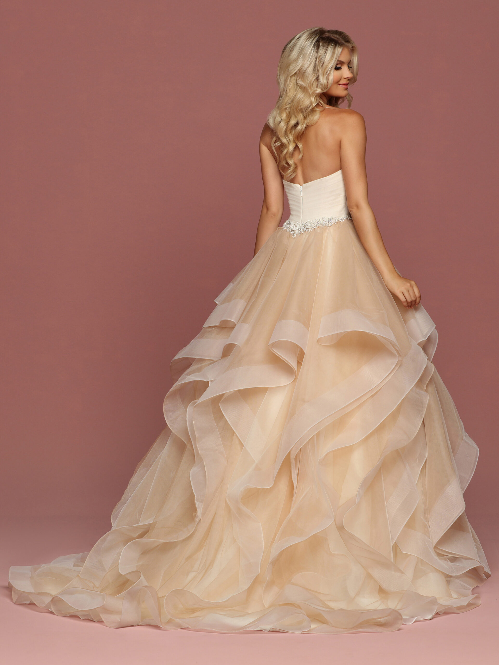 davinci-bridal-gown-10-scaled.jpg